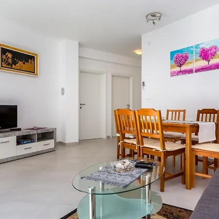 Grasser Apartman Medulin